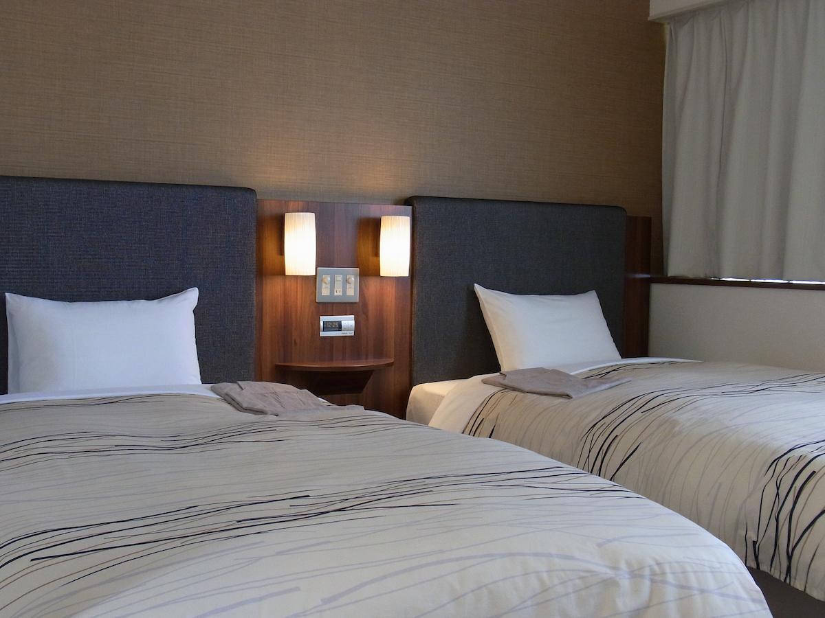 Uozu Manten Hotel Ekimae Номер фото